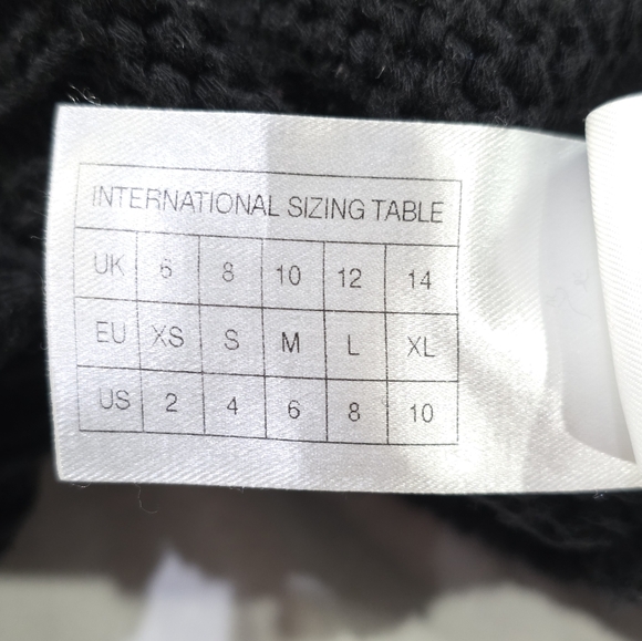 Essentiel Antwerp Black And Off White Floral Intarsia Knitted Dahlias Sweater.S - Picture 8 of 11